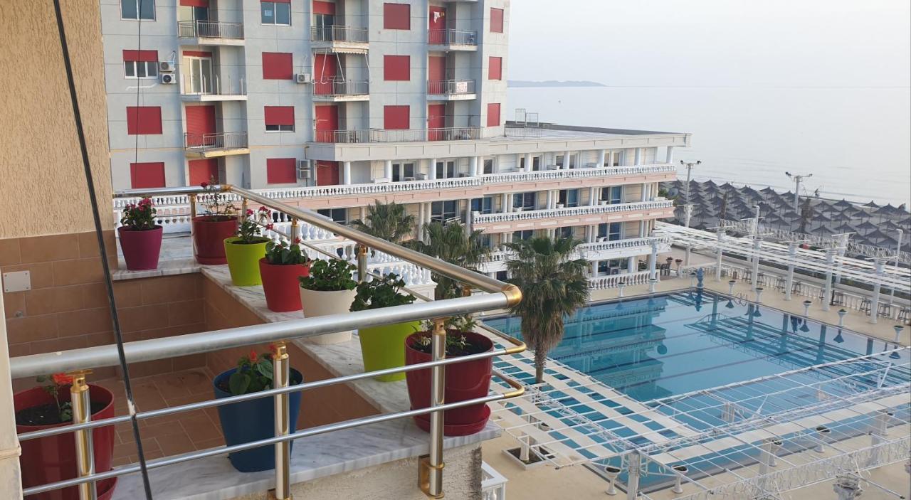Sea View New Apartment Durrës Esterno foto