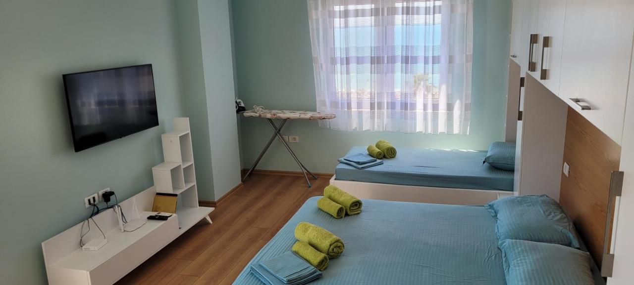 Sea View New Apartment Durrës Esterno foto