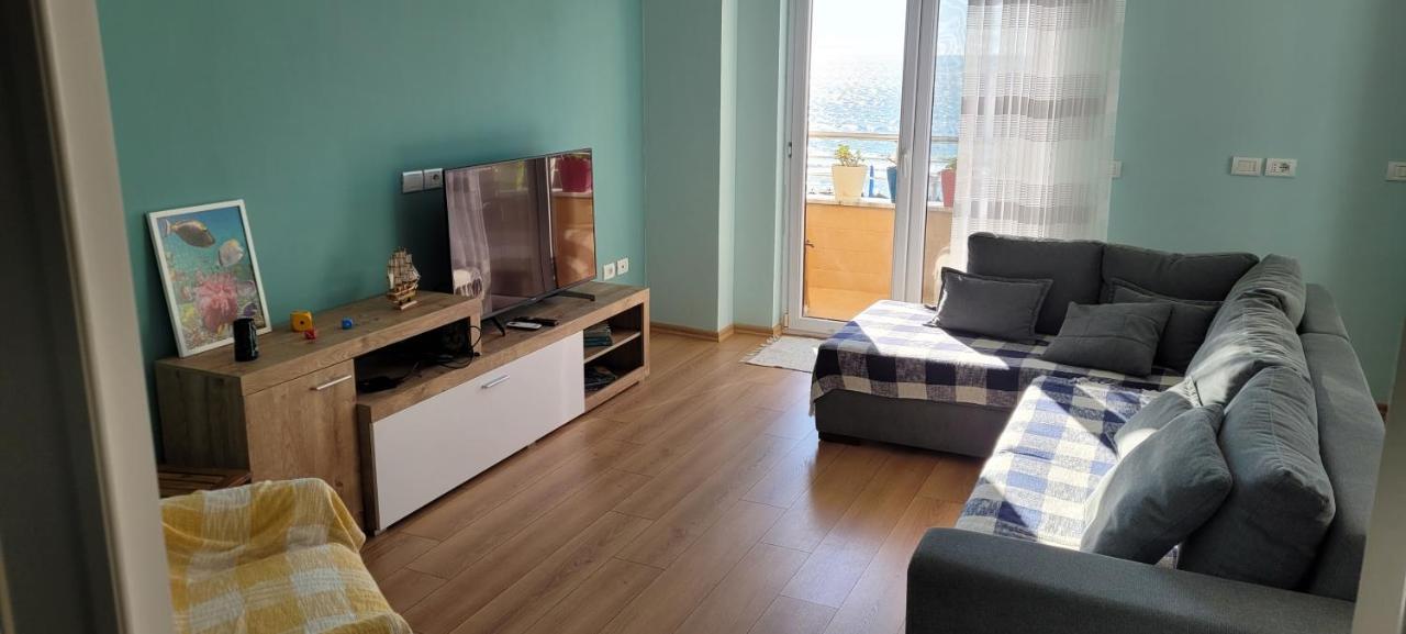 Sea View New Apartment Durrës Esterno foto