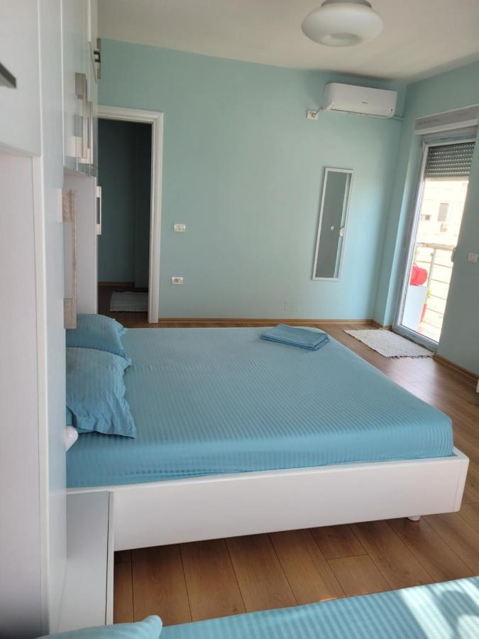 Sea View New Apartment Durrës Esterno foto